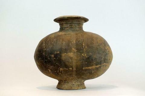 Mingqi - Terracotta - Grey Pottery Cocoon Vase, TL-test, Len
