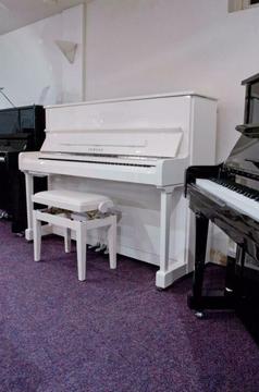 Yamaha P121 M SH PWHC chroom silent piano? 100% Service!