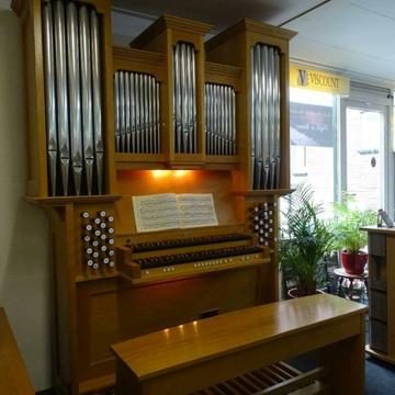 Orgel Center Roosendaal -Speciaal Dealer van Eminent Orgels